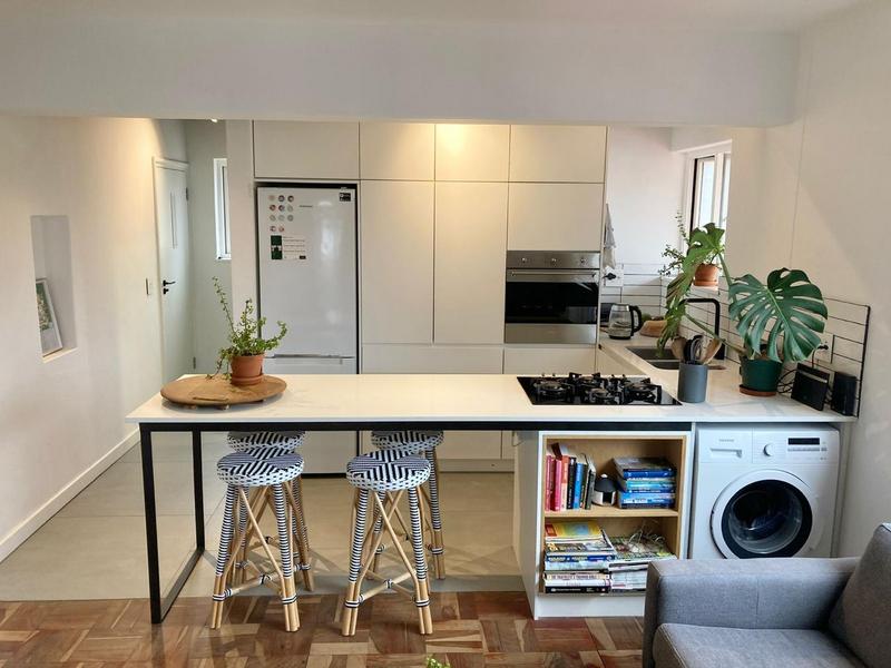 1 Bedroom Property for Sale in Sea Point Western Cape